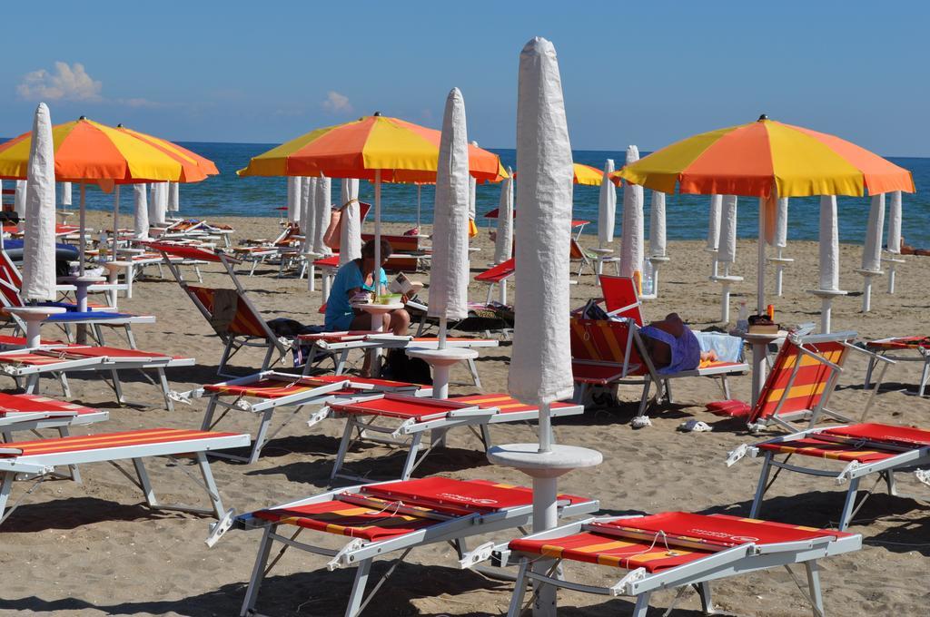 Hotel Righetto Fronte Mare Cavallino-Treporti Buitenkant foto