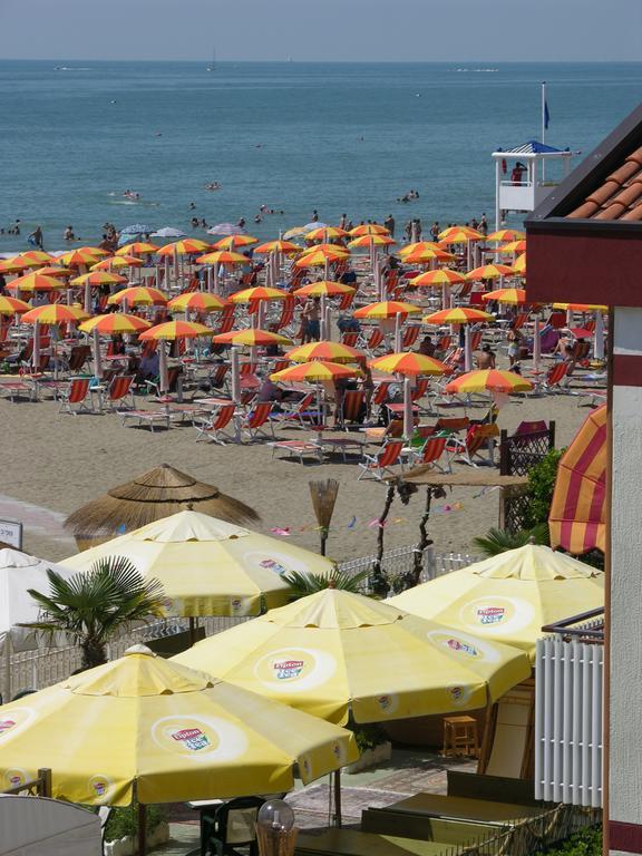 Hotel Righetto Fronte Mare Cavallino-Treporti Buitenkant foto