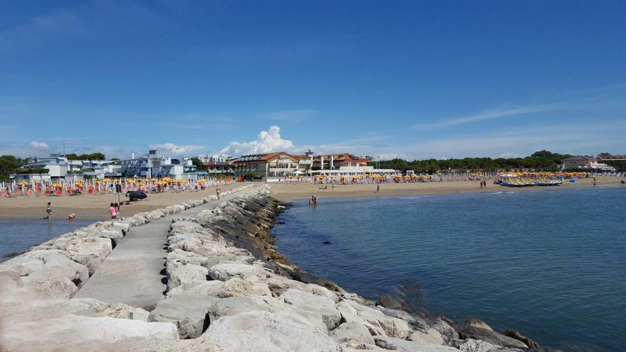 Hotel Righetto Fronte Mare Cavallino-Treporti Buitenkant foto