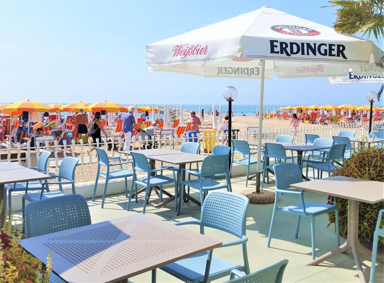 Hotel Righetto Fronte Mare Cavallino-Treporti Buitenkant foto